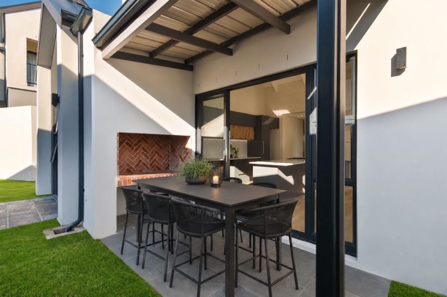 3 Bedroom Property for Sale in Dennegeur Western Cape